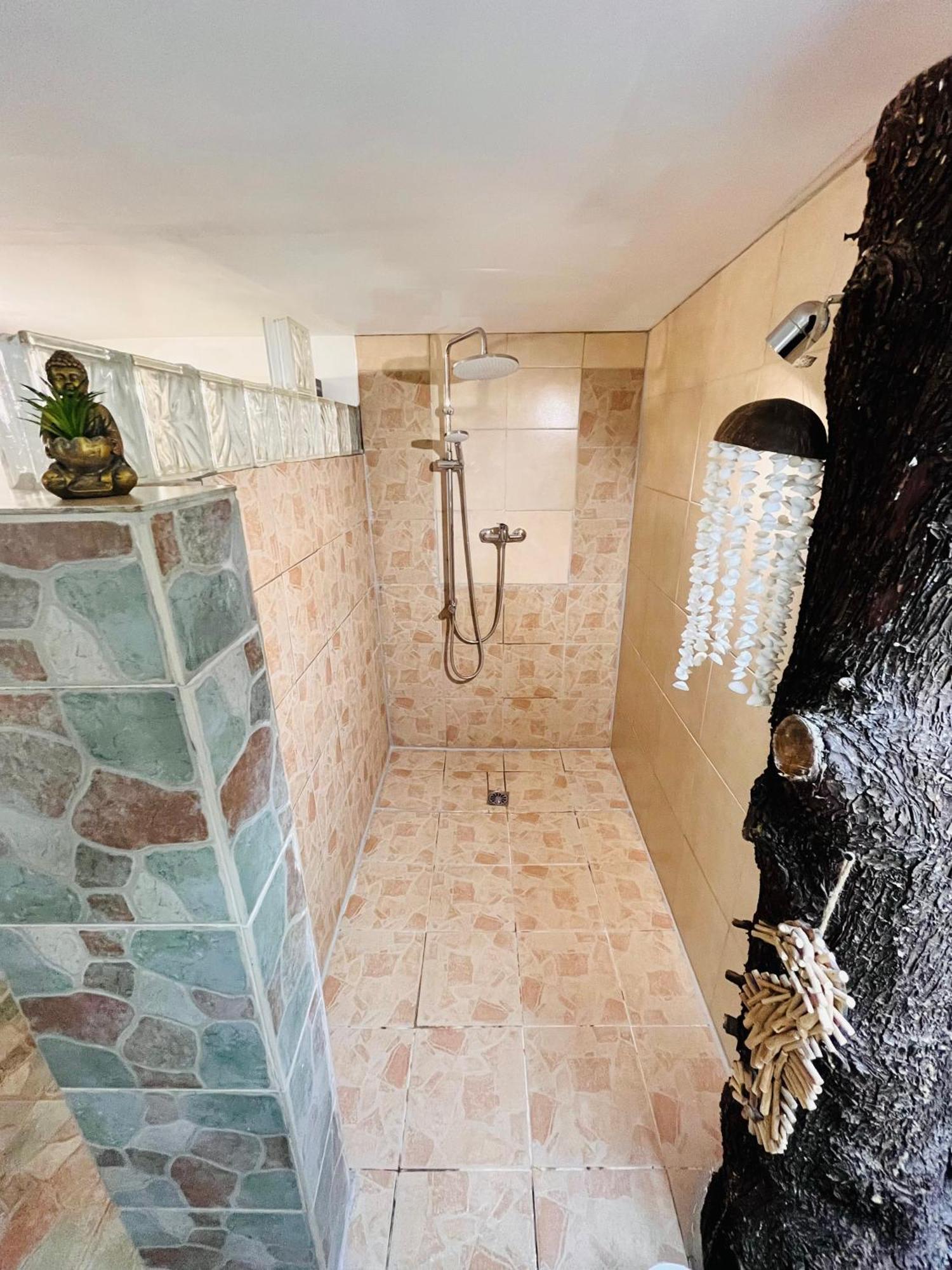 Villa Location T3 Jardin Avec Piscine Mèze Exterior foto